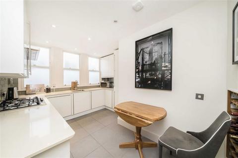 2 bedroom flat to rent, Onslow Gardens, London SW7