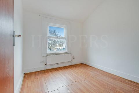 27 Verney Street, London, NW10 0AY