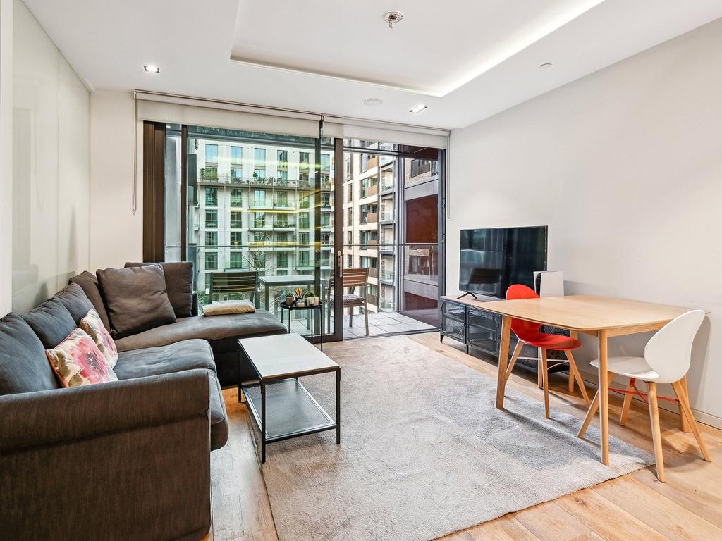 Apartment 405