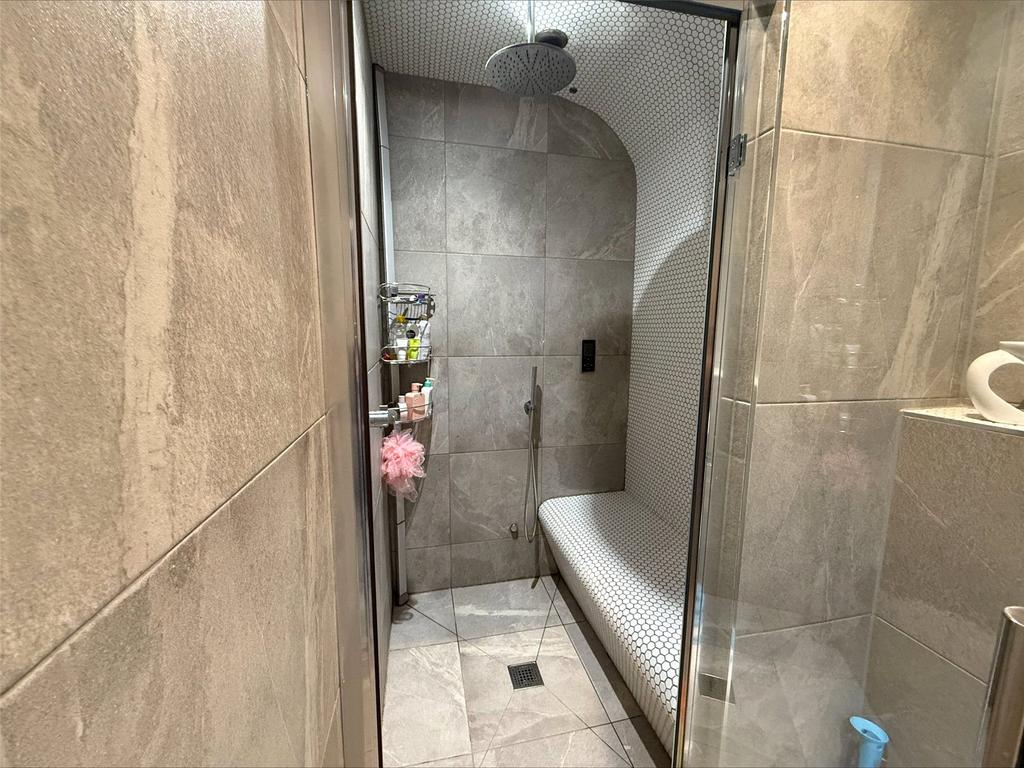 Annexe - Shower