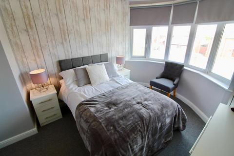 5 bedroom barn conversion to rent, Reginald Street, Derby DE23