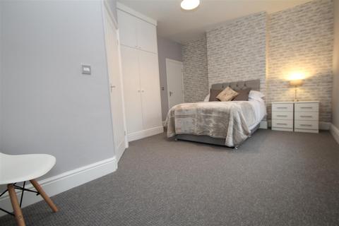 5 bedroom barn conversion to rent, Reginald Street, Derby DE23