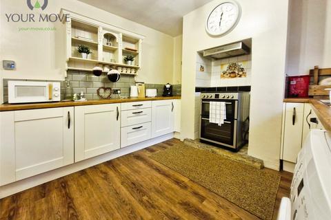 2 bedroom terraced house to rent, Bridgehouse Lane, Keighley BD22