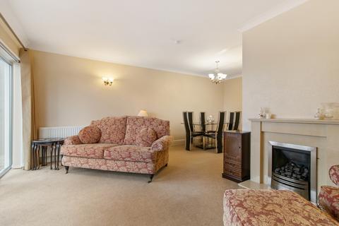 31 Bramley Avenue, Worcester, WR2 6DQ