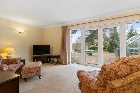 31 Bramley Avenue, Worcester, WR2 6DQ