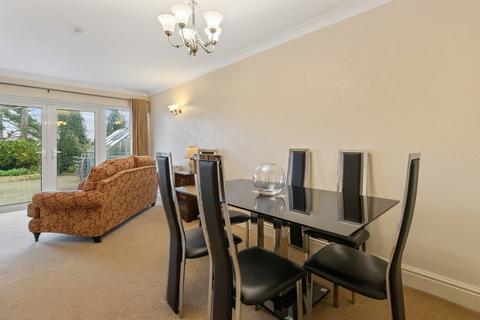31 Bramley Avenue, Worcester, WR2 6DQ