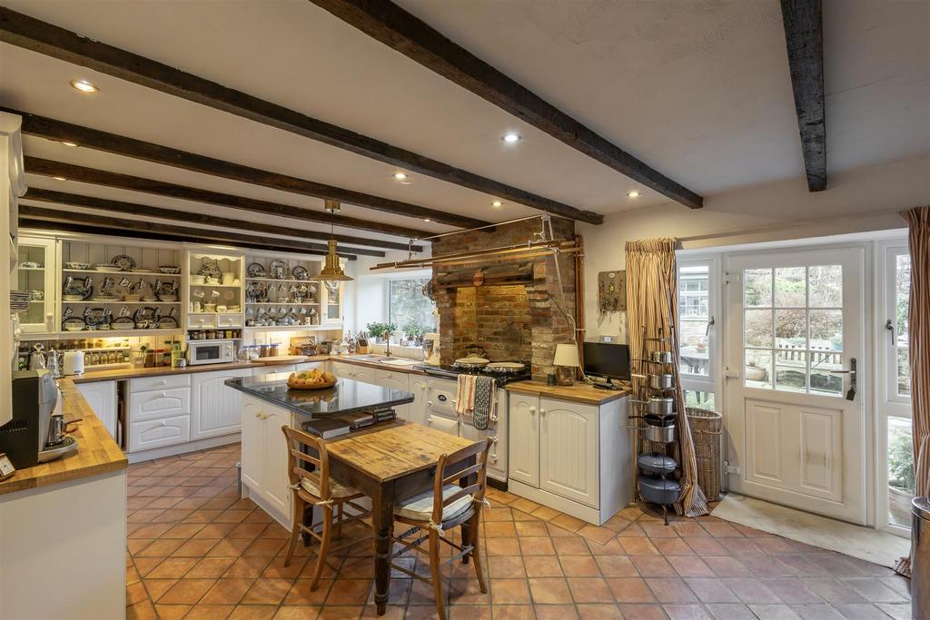 Farmhouse Kitchen/Diner