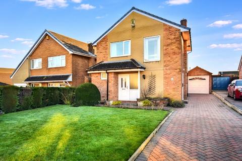 3 bedroom detached house for sale, Lennox Drive, Wakefield, West Yorkshire