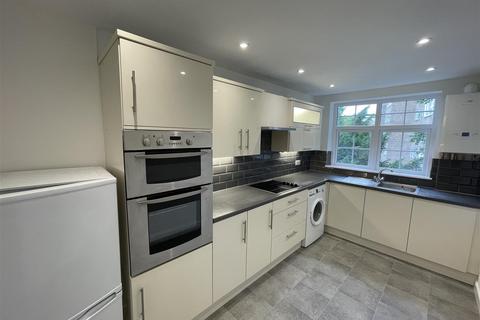 2 bedroom flat to rent, Withdean Rise, Brighton