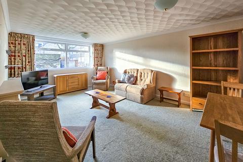 2 bedroom flat for sale, Queens Road, Harrogate, HG2