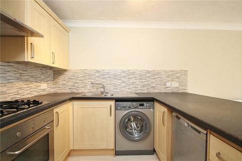 2 bedroom apartment to rent, Woodstock Avenue, Ealing, W13