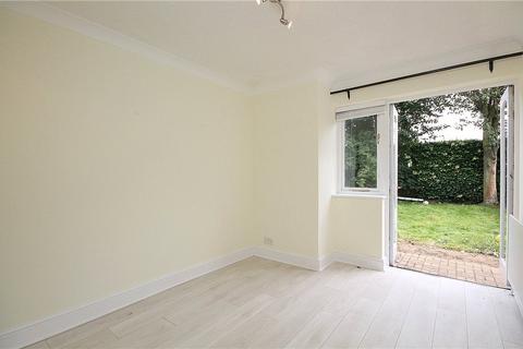 2 bedroom apartment to rent, Woodstock Avenue, Ealing, W13
