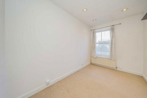 2 bedroom flat for sale, Mount Pleasant Crescent, London N4