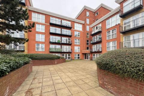 2 bedroom apartment to rent, Monarch Way, Ilford IG2