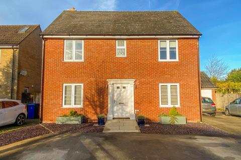 4 bedroom detached house for sale, Grafton Drive, Highfields Caldecote, Cambridge