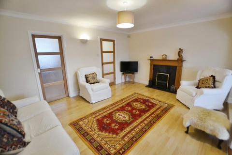 22 Yewcroft Close, Bristol, BS14 0ES