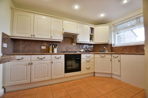 22 Yewcroft Close, Bristol, BS14 0ES