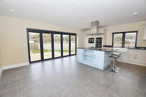 89 Beeston Common, Sheringham, NR26 8EU