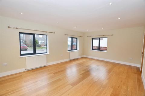 89 Beeston Common, Sheringham, NR26 8EU
