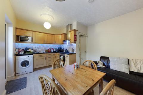 4 bedroom terraced house to rent, Hartington Terrace, Brighton, East Sussex