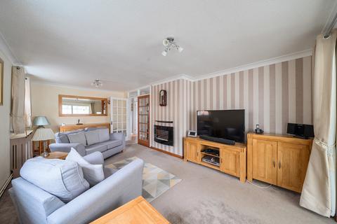 2 bedroom bungalow for sale, Barleyfield Way, Dunstable LU5