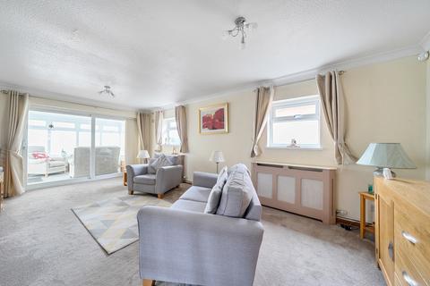 11 Barleyfield Way, Houghton Regis, Dunstable, LU5 5ER