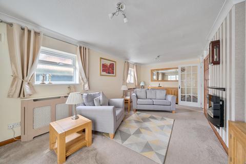 11 Barleyfield Way, Houghton Regis, Dunstable, LU5 5ER