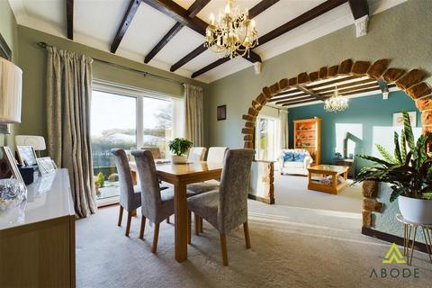 Hollybank Tean Road, Cheadle, Stoke-on-trent, ST10 1TZ