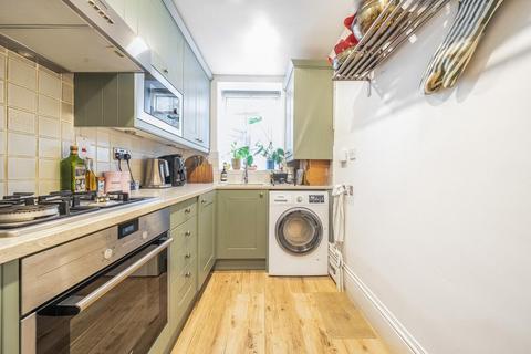 2 bedroom flat for sale, Eliot Park, Lewisham