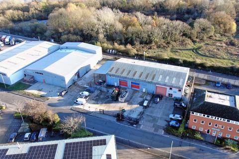 Industrial unit to rent, 9a, 9b & 10 Granville Way, Bicester, OX26 4JT