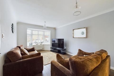 4 bedroom detached house for sale, St. Andrews Close, Whitley Bay