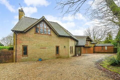 5 bedroom detached house for sale, Alton Lane, Four Marks, Alton, Hampshire