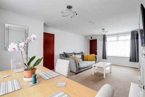 3 bedroom end of terrace house for sale, Moor Road, Strelley NG8