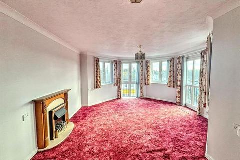 2 bedroom retirement property for sale, Whitley Road, Eastbourne