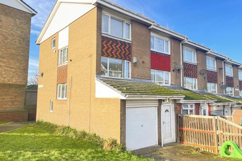 3 bedroom townhouse for sale, Anderson Street, Woodbine Street, South Shields, Tyne and Wear, NE33 2RJ