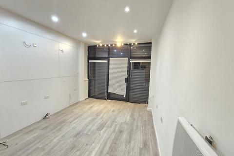 Shop to rent, Abbeydale Road, Sheffield S7