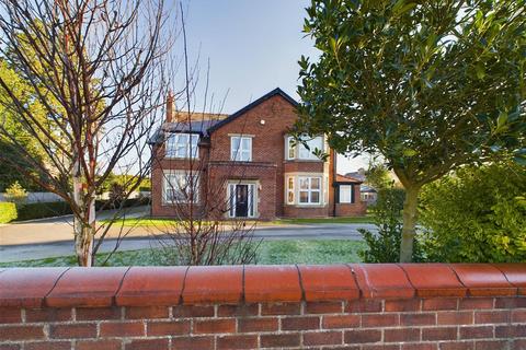 5 bedroom detached house for sale, St. Johns Lodge St. Johns Road, Driffield, YO25 6RL