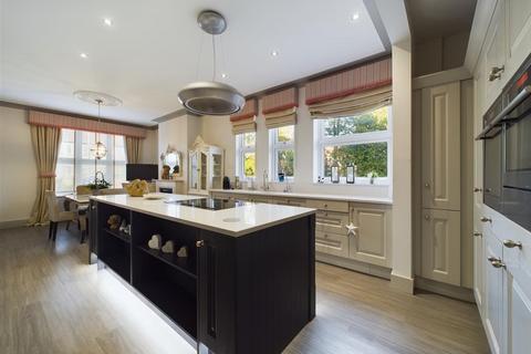 5 bedroom detached house for sale, St. Johns Lodge St. Johns Road, Driffield, YO25 6RL