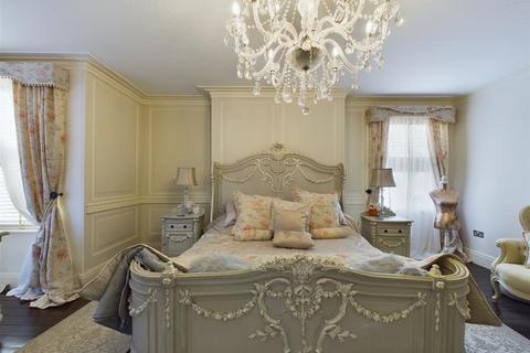5 bedroom detached house for sale, St. Johns Lodge St. Johns Road, Driffield, YO25 6RL