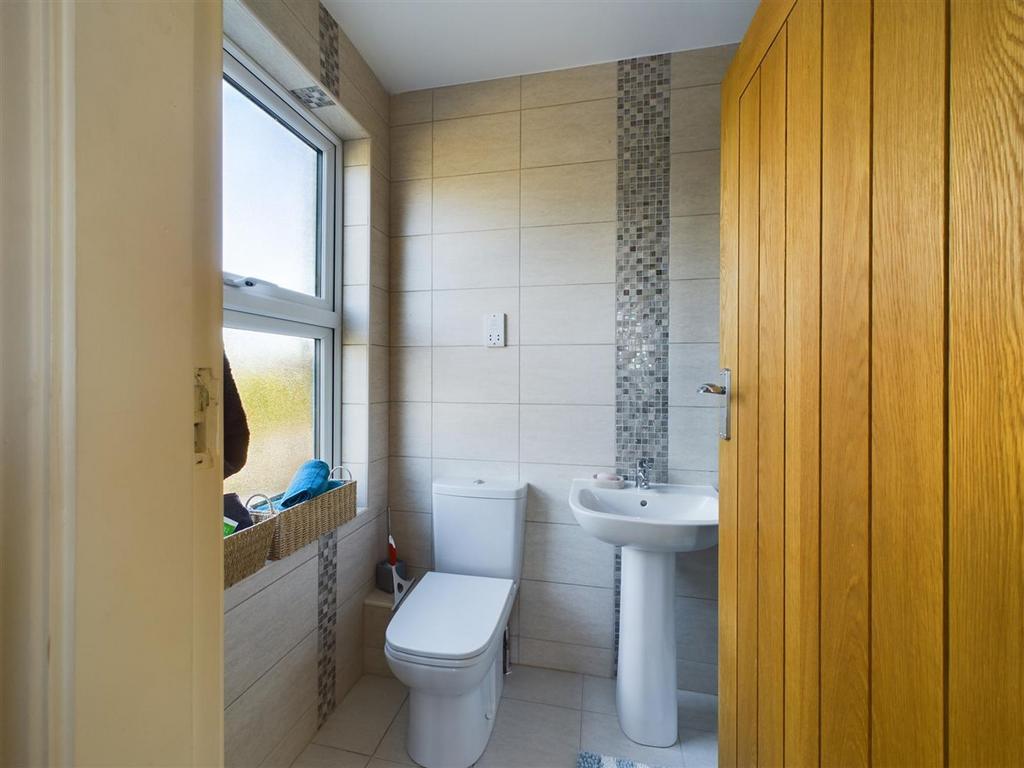 En suite shower room