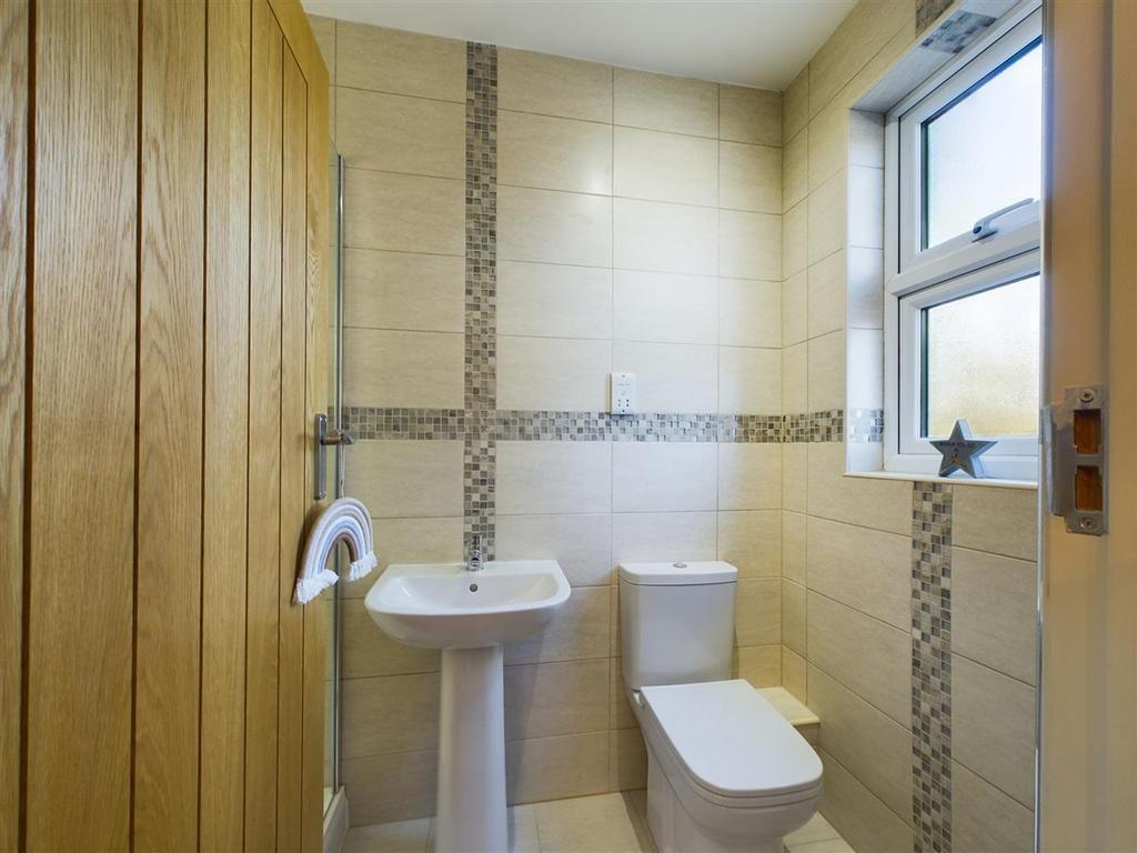 En suite shower room