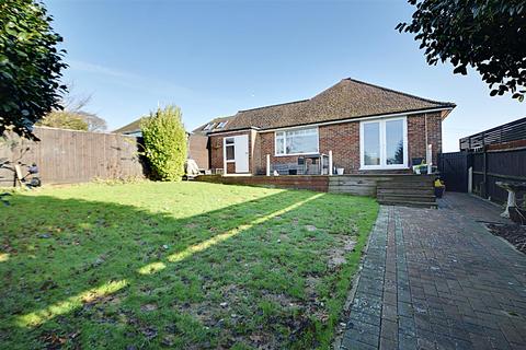 27 Broad View, Bexhill-on-sea, TN39 4HN