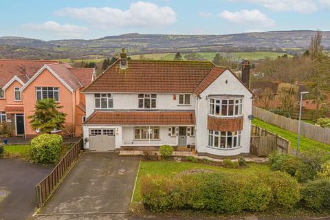 4 bedroom detached house for sale, Newport Road, Llantarnam, NP44