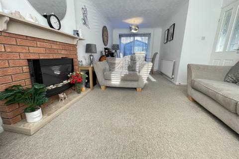 3 bedroom semi-detached house for sale, Platters Close, Ipswich