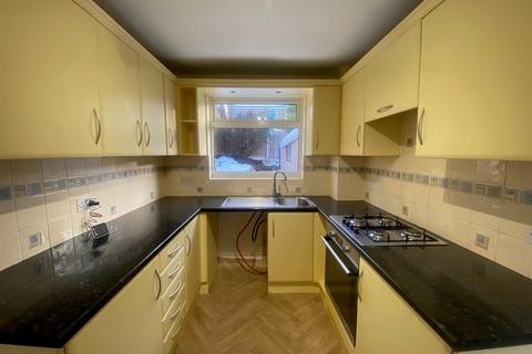 3 bedroom detached house to rent, Tyndale Walk, Batley