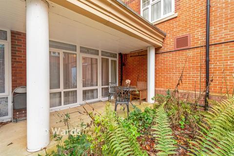 1 bedroom ground floor flat for sale, Emerson Park, Swanley BR8
