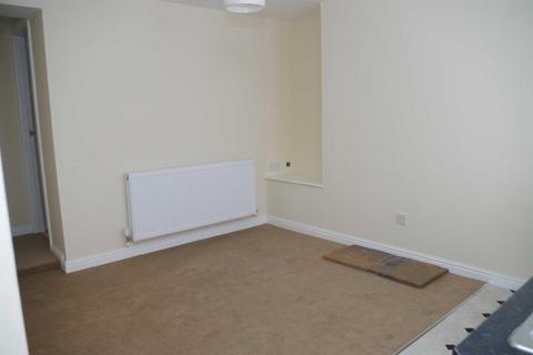 1 bedroom flat to rent, Bradford Road, Idle