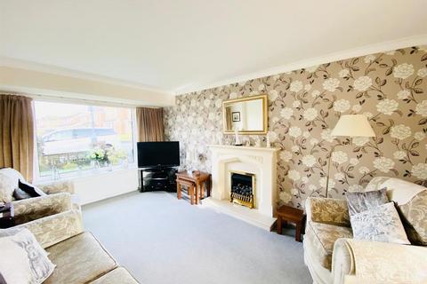 3 bedroom link detached house for sale, Evesham Grove, Ashton-Under-Lyne OL6