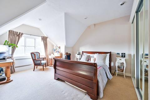 2 bedroom maisonette for sale, High Street, Bramley, Guildford, GU5