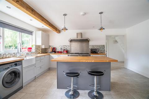 4 bedroom detached house for sale, Harlow Common, Harlow